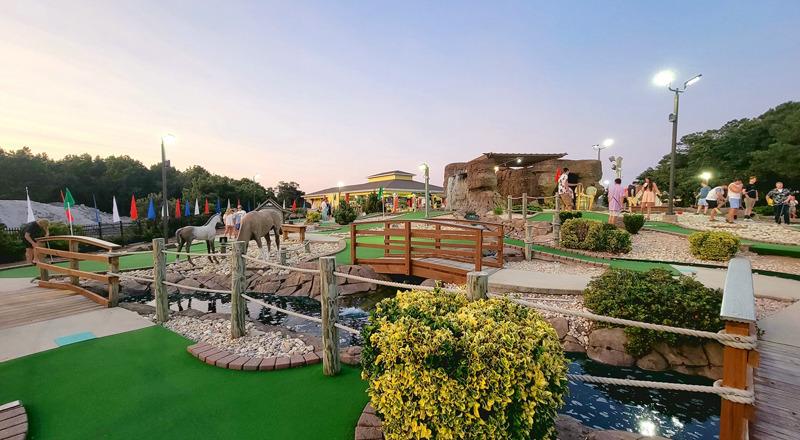 Corolla Adventure Golf and Bumper Cars